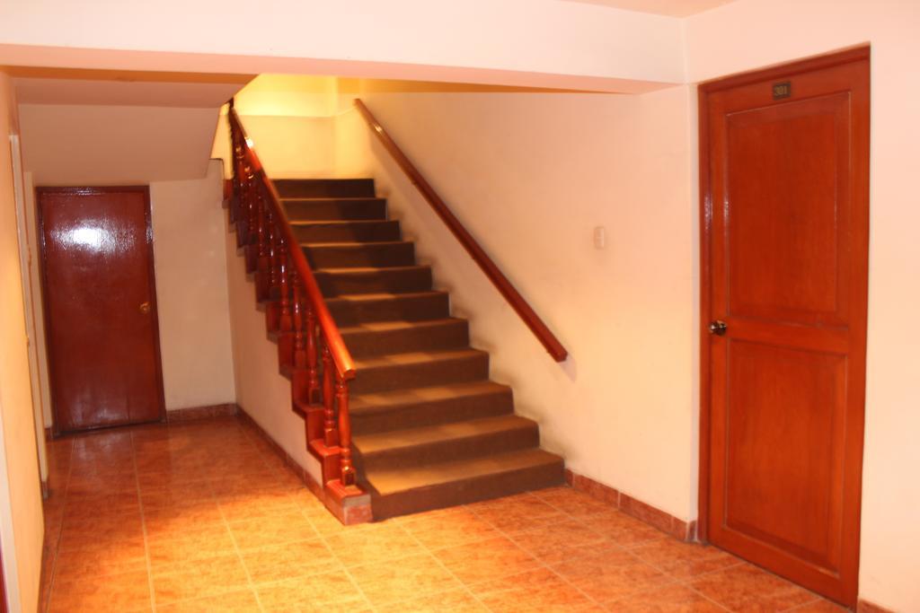 Ebony Hotel Huaraz  Zewnętrze zdjęcie