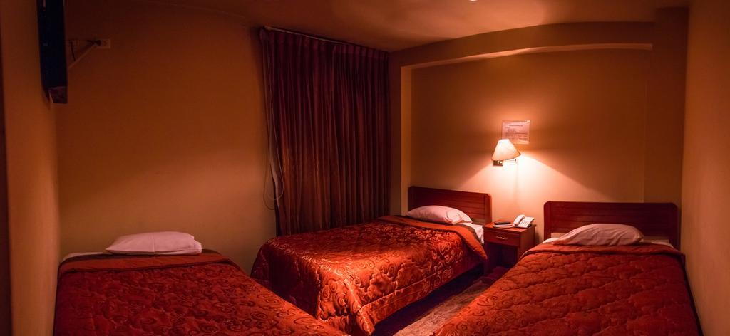 Ebony Hotel Huaraz  Zewnętrze zdjęcie