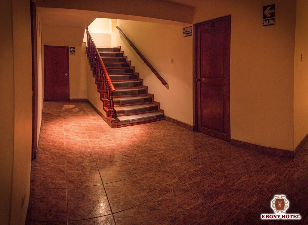 Ebony Hotel Huaraz  Zewnętrze zdjęcie