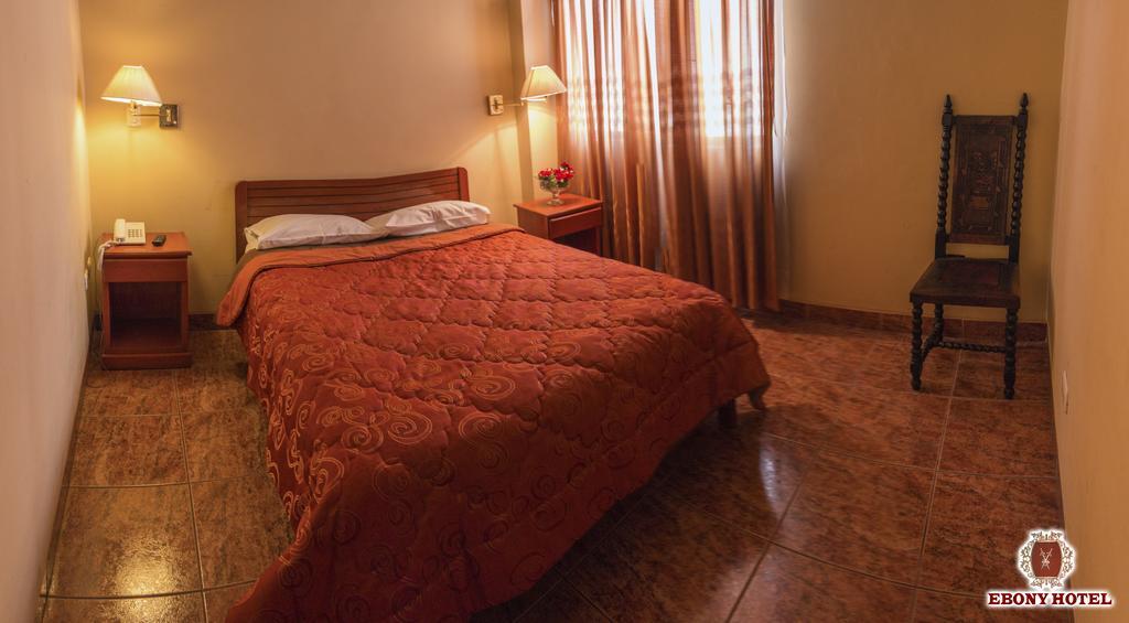 Ebony Hotel Huaraz  Zewnętrze zdjęcie