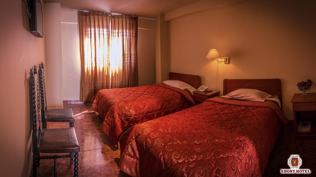 Ebony Hotel Huaraz  Zewnętrze zdjęcie