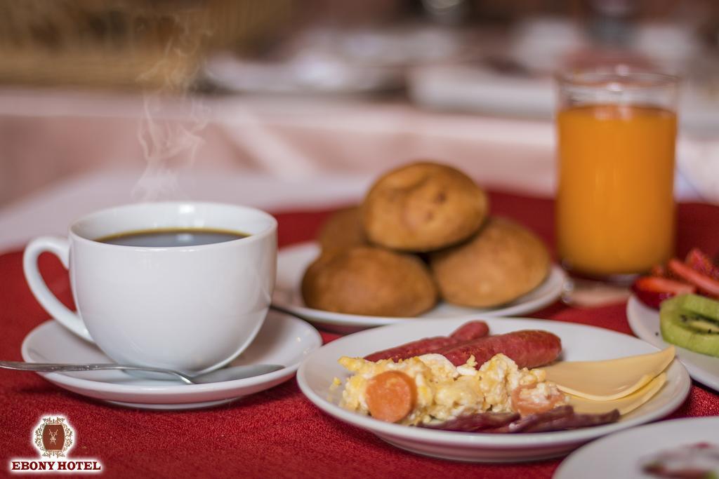 Ebony Hotel Huaraz  Zewnętrze zdjęcie