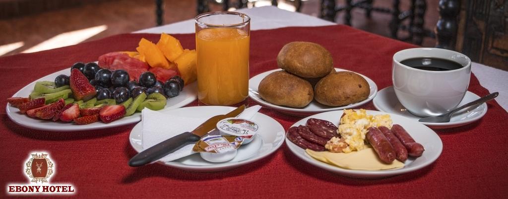 Ebony Hotel Huaraz  Zewnętrze zdjęcie