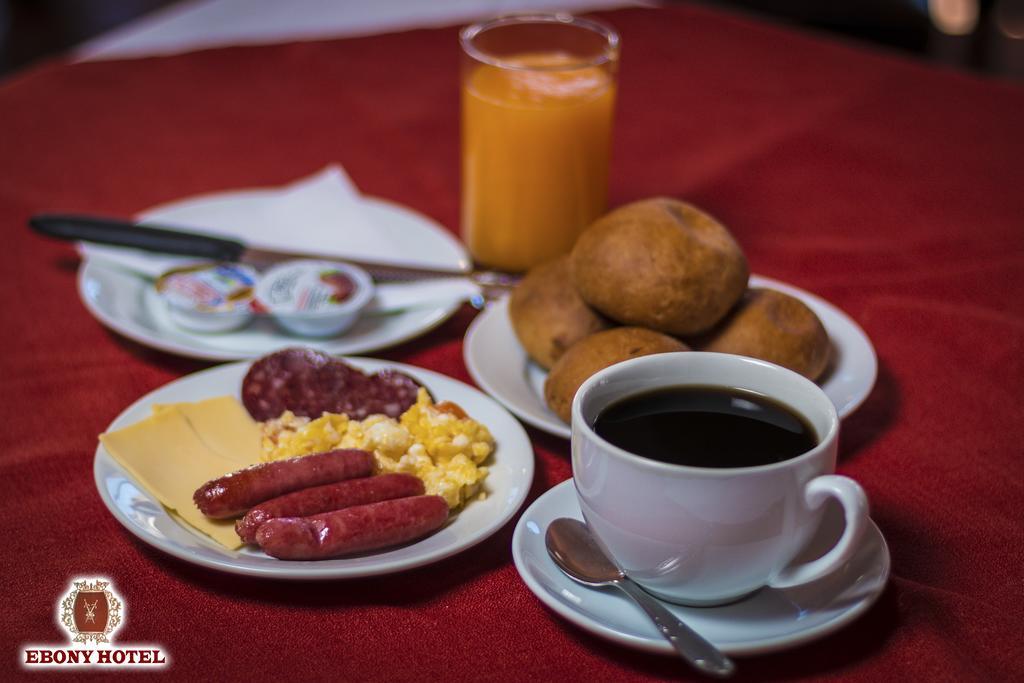 Ebony Hotel Huaraz  Zewnętrze zdjęcie