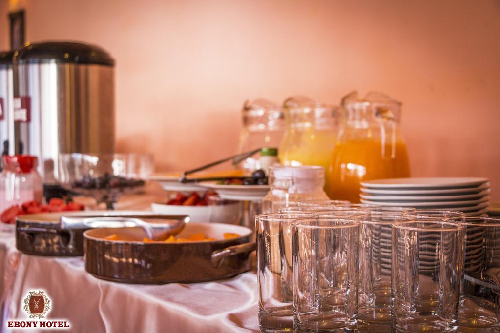 Ebony Hotel Huaraz  Zewnętrze zdjęcie