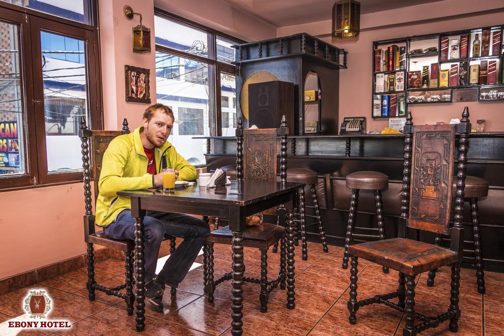 Ebony Hotel Huaraz  Zewnętrze zdjęcie