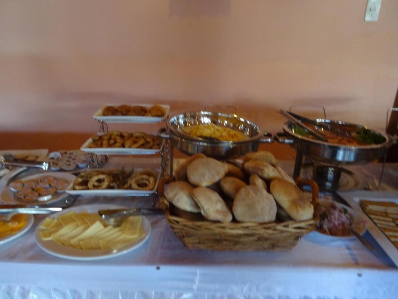 Ebony Hotel Huaraz  Zewnętrze zdjęcie